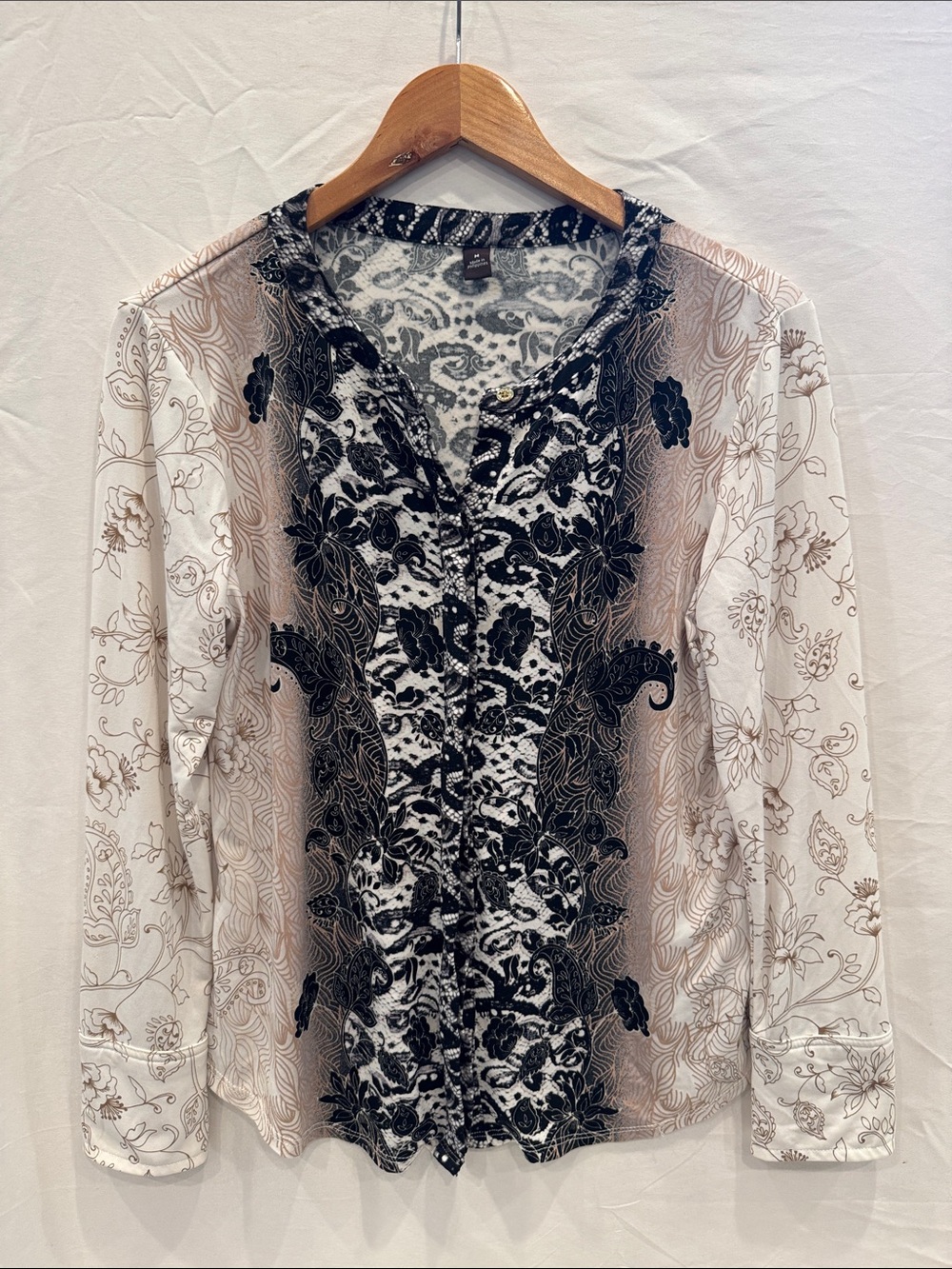 Dana Buchman Black and Cream Floral Long-Sleeve Button-Down Shirt, Size M
